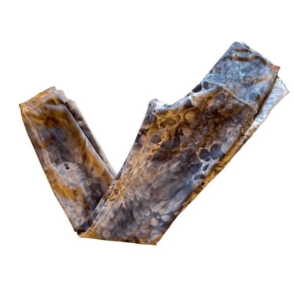 Lululemon Athletica High Rise Legging - Picture 2 of 6